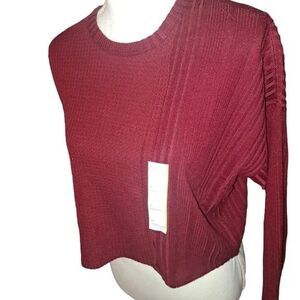 HUGE BUNDLE SALE!! GET 20 NWT-20 SCARLET knit short sweaters! Size S Wild Fable